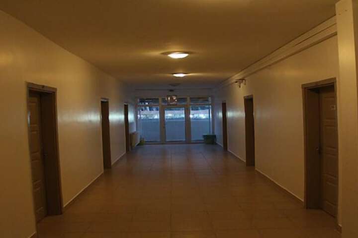Ballroom/Hall 9 of 11
