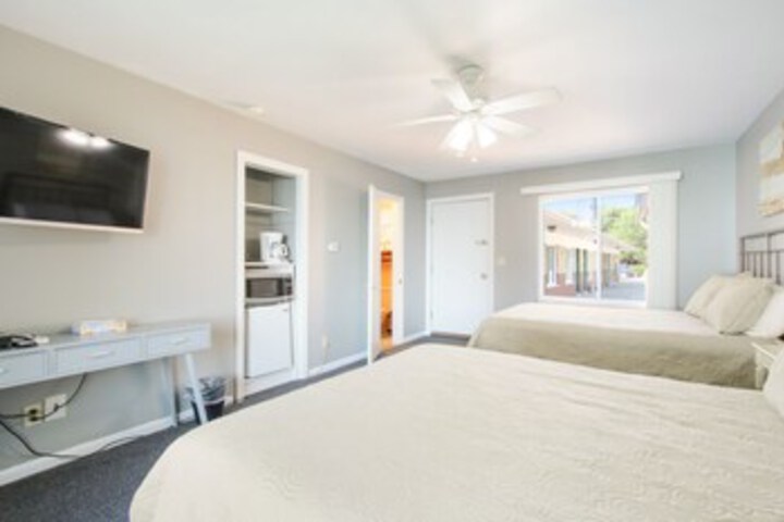 Room 16 of 20