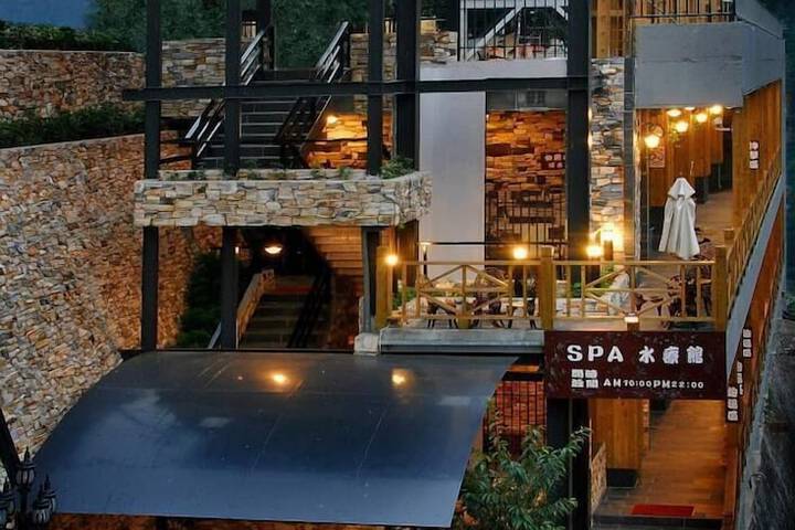 Spa 50 of 59