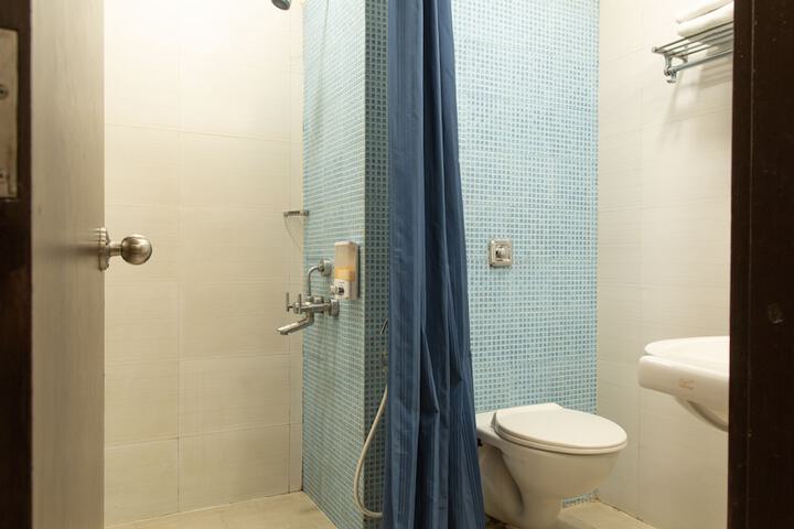 Clean Restrooms
