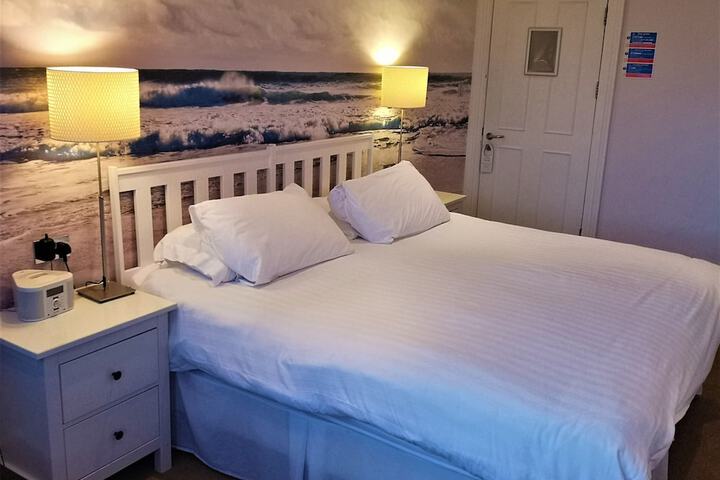 Room 7 of 88