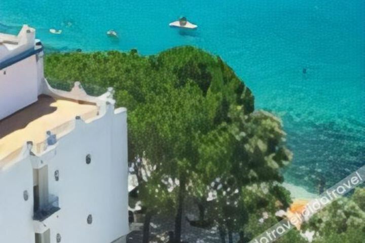 Hotel 6 of 18