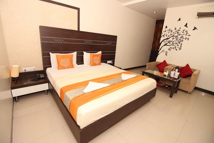 Room 12 of 56