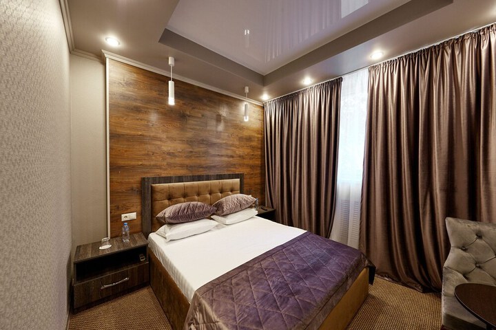 Room 25 of 33