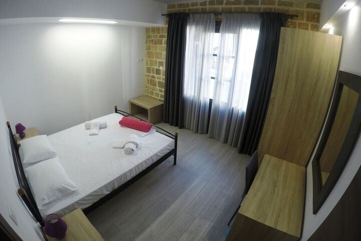 Room 22 of 54