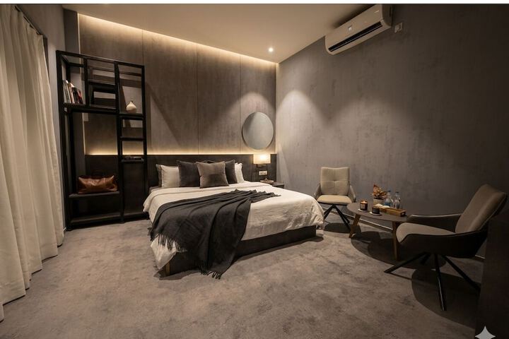 Room 2 of 9