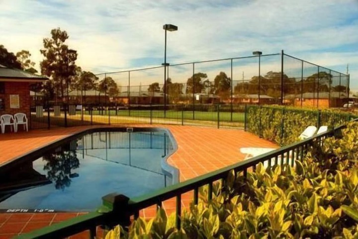 Pool 31 of 62