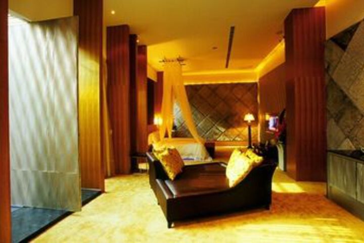 Room 28 of 31