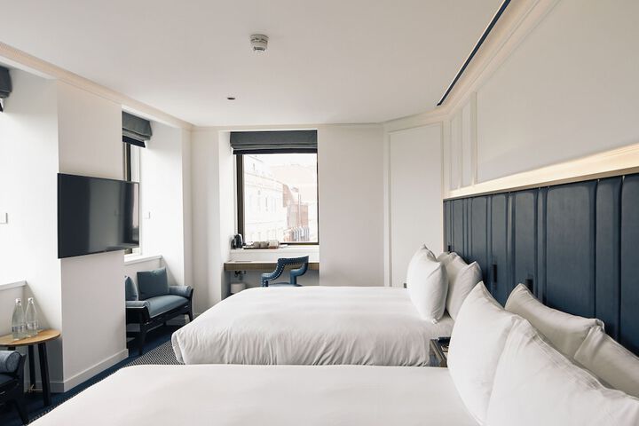 Room 16 of 123