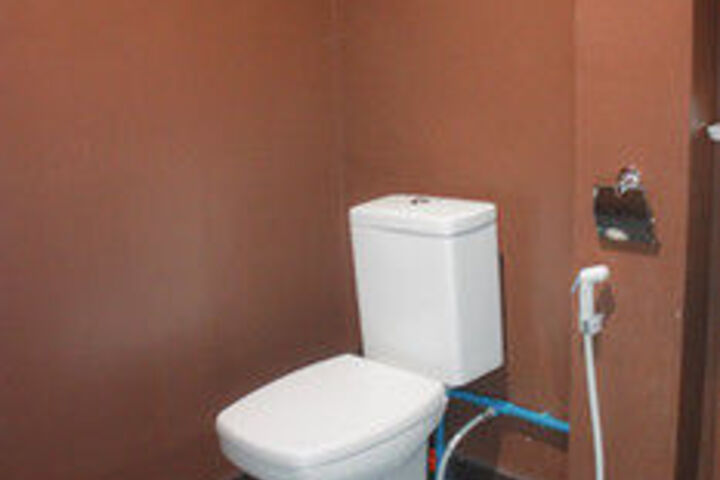 Room 5 of 36