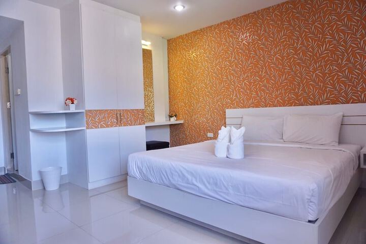 Room 46 of 167