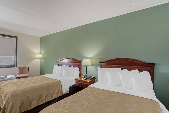 2 Double Beds (5 of 6)