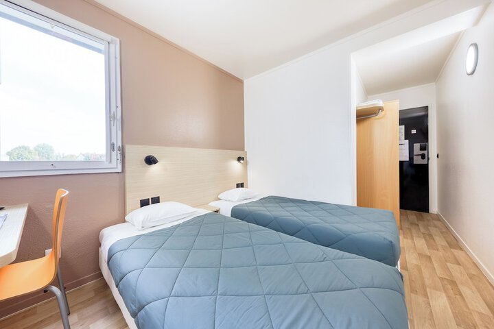 Room 11 of 55