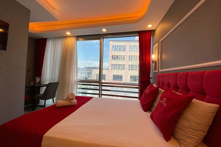 Cois Inn Royal Hotel
