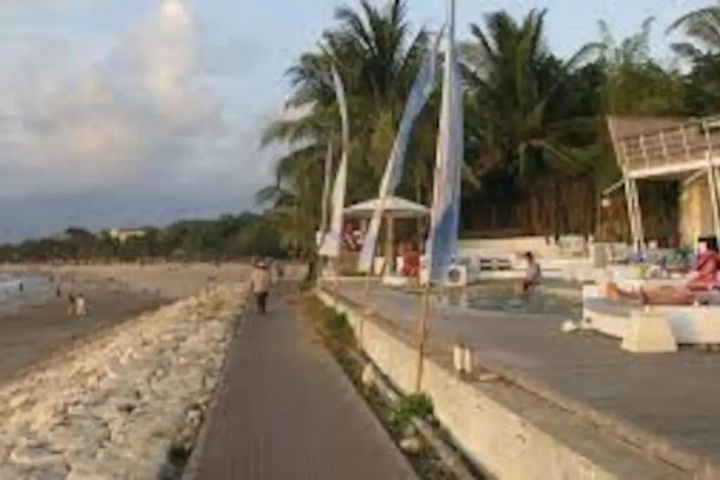 Beach 13 of 19