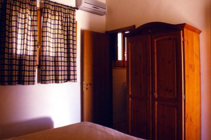 Room 15 of 64