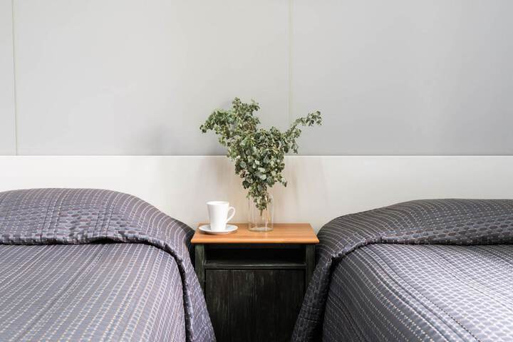 Room 16 of 58