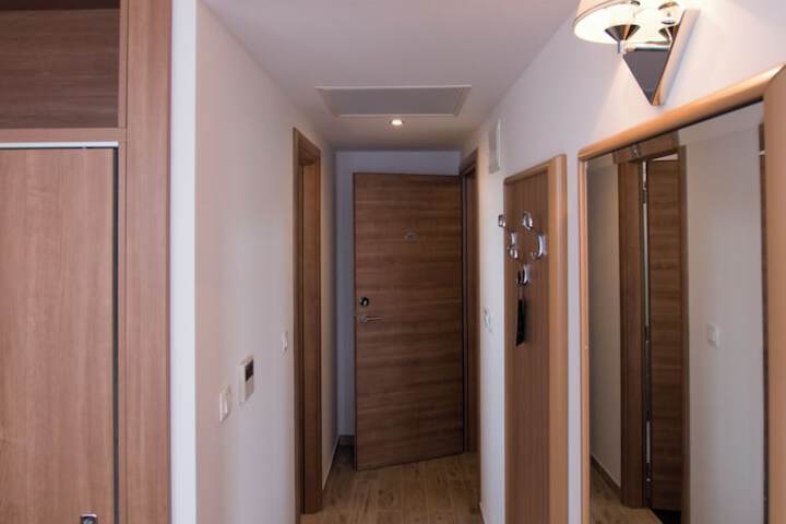 Room 14 of 35