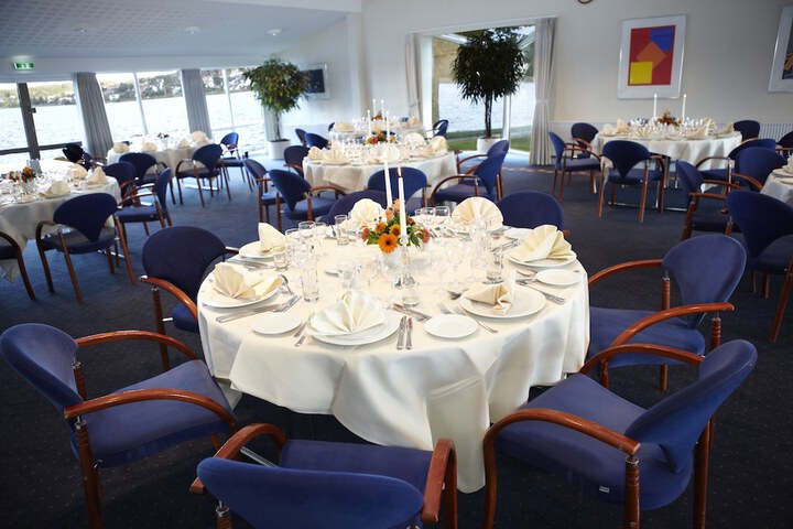Ballroom/Hall 84 of 101