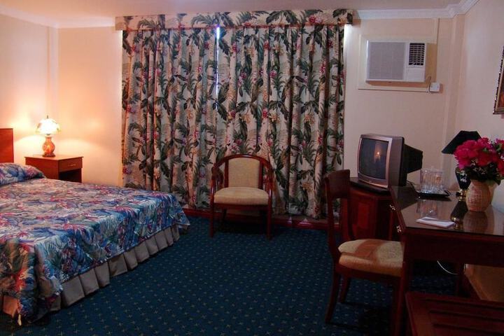 Room 3 of 14