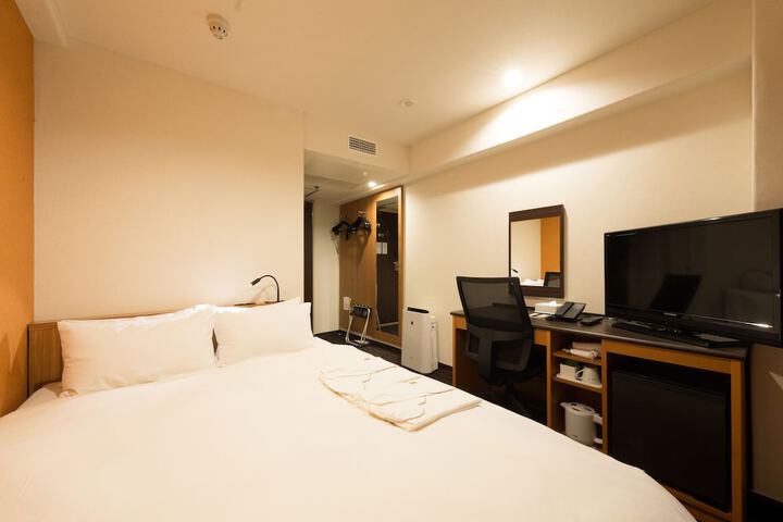Room 14 of 62