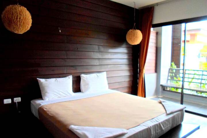 Room 10 of 51