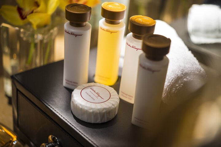 Room amenity