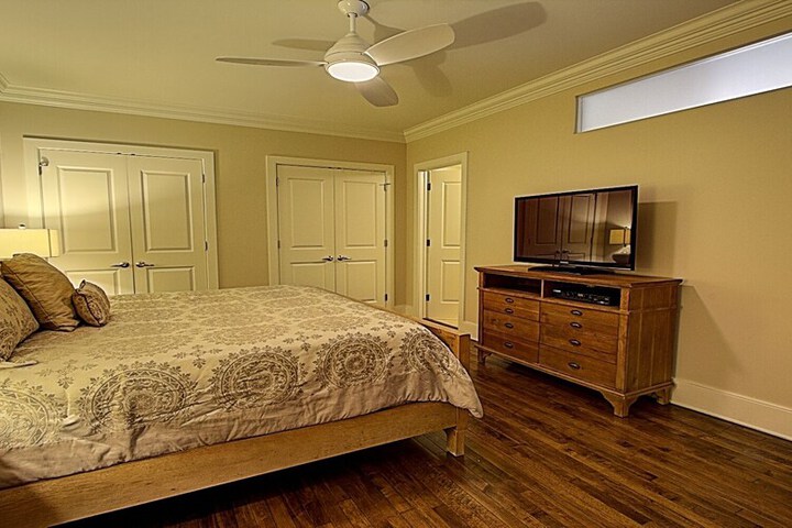 Room 7 of 22