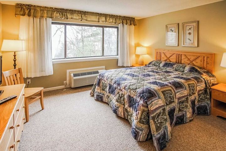 Room 8 of 39