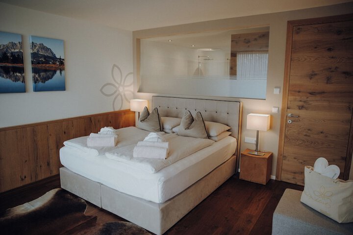Room 10 of 58