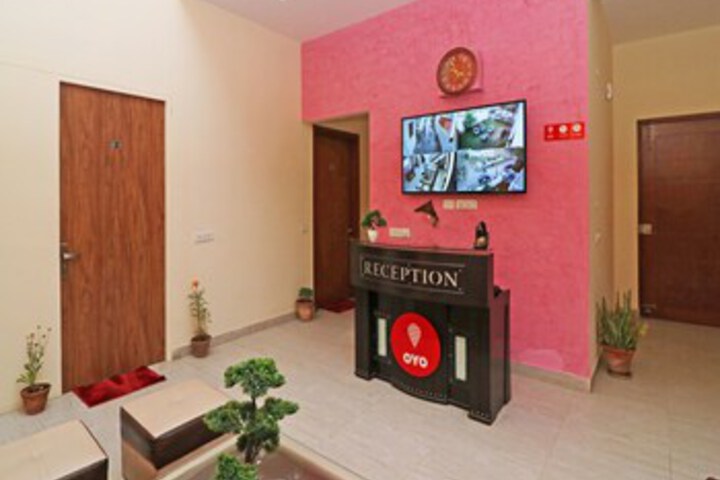 Hotel Interior 15 of 37