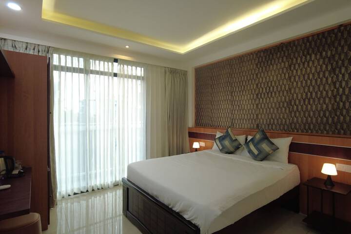 Room 4 of 22
