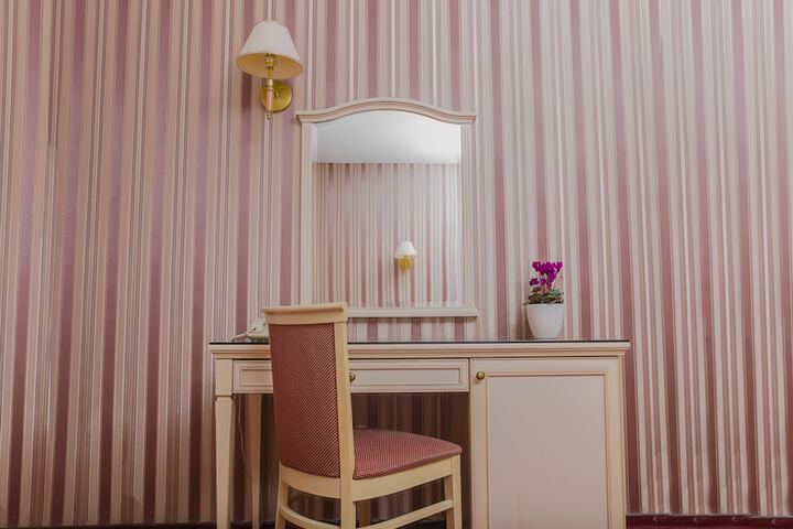 Room 34 of 59
