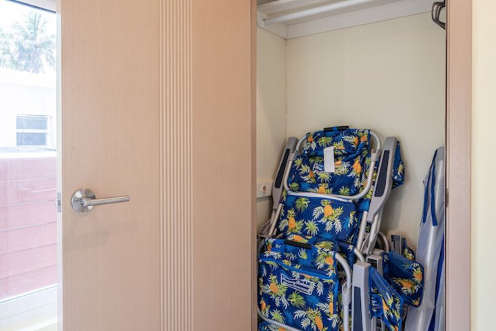Room 55 of 76