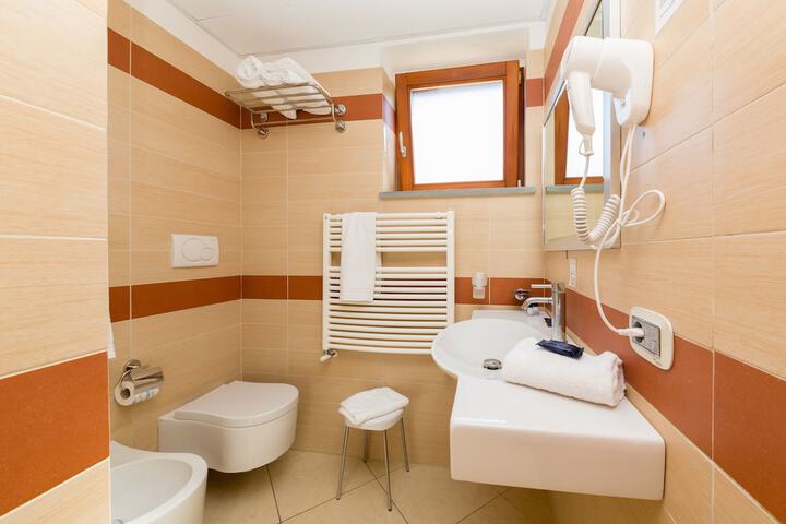 Room 20 of 75