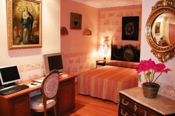 In-room business center