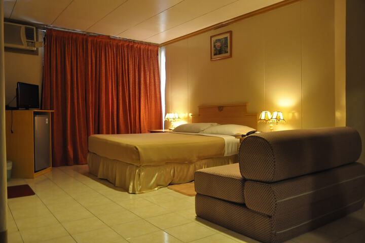 Room 25 of 64