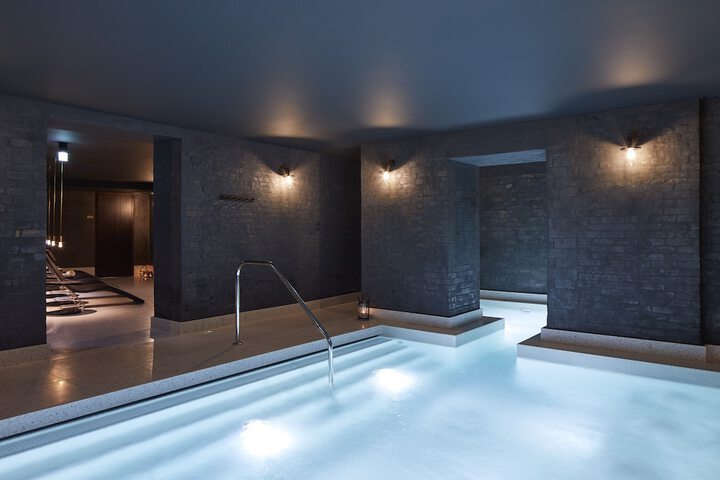 Spa 54 of 102