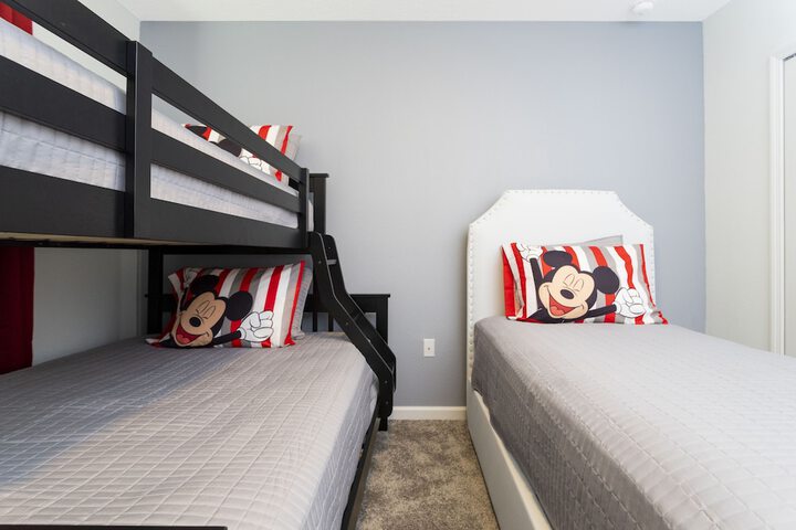 Room 12 of 54
