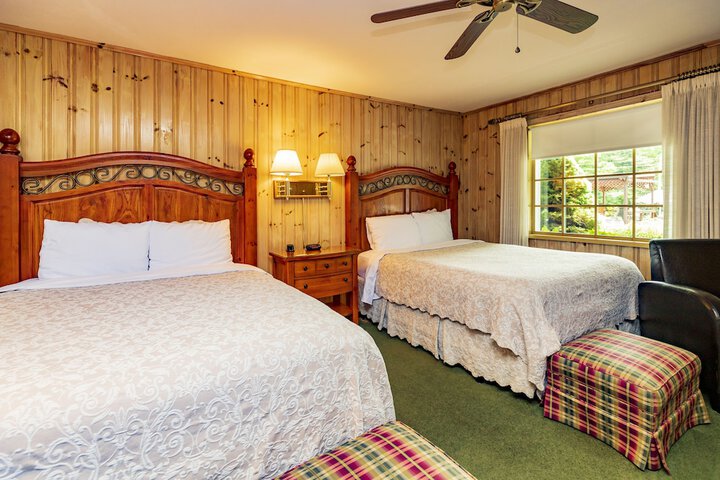 Room 4 of 64