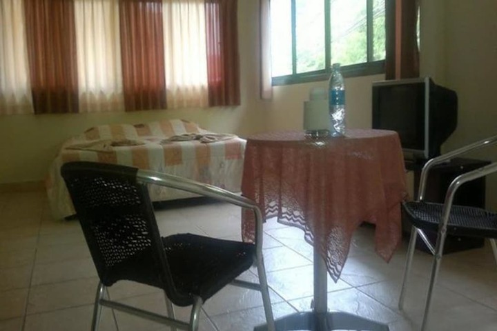 Room 17 of 41
