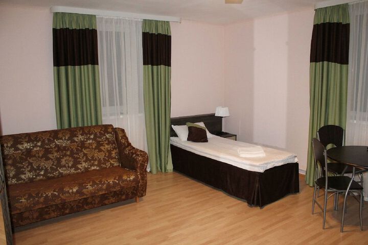 Room 21 of 61