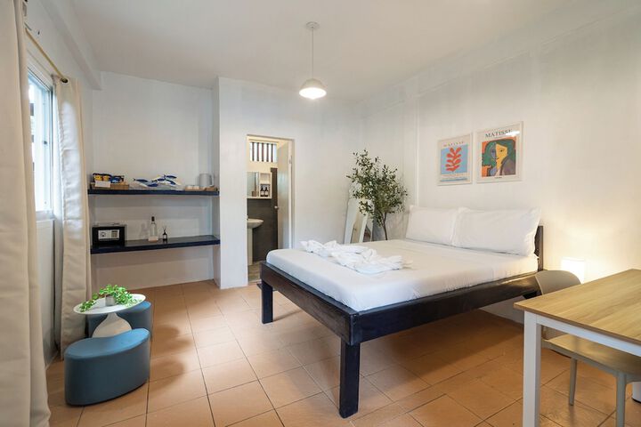 Room 25 of 121