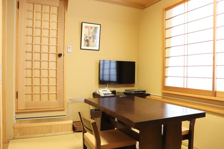 Room 16 of 67