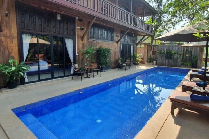 Pool 23 of 45