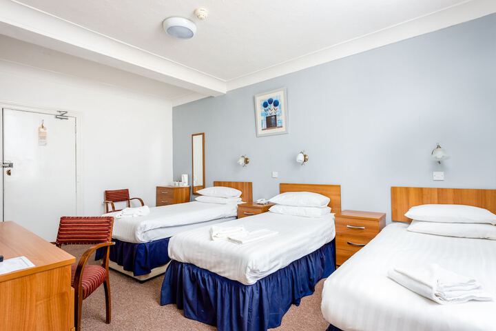 Room 9 of 41