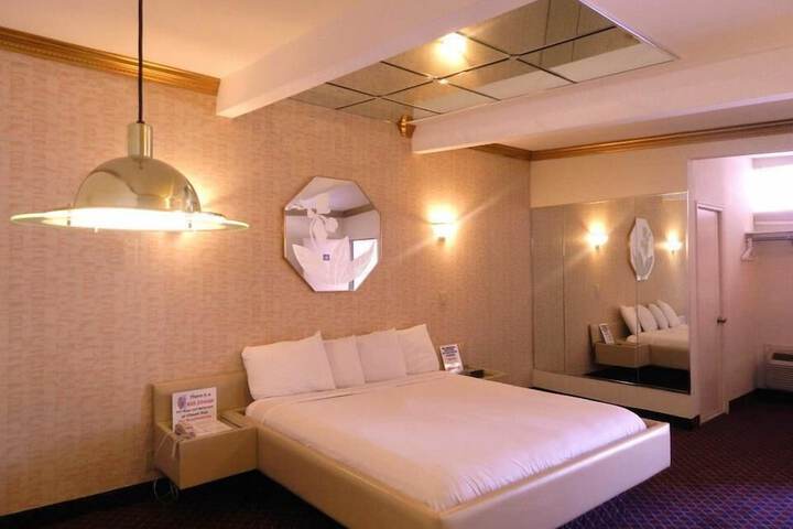 Commack Motor Inn Commack | Bookonline.com