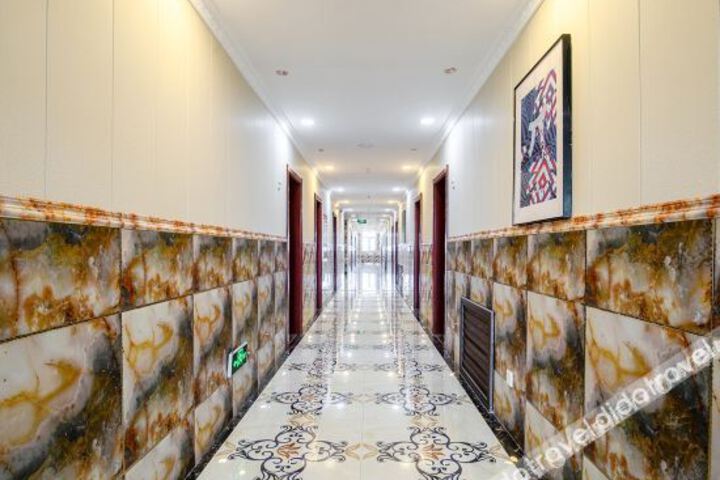 Hotel Interior 19 of 39