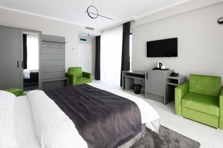 Room 14 of 59