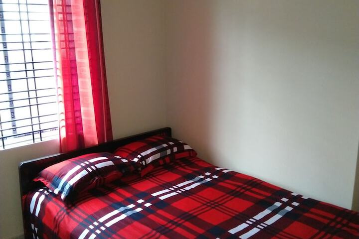 Room 3 of 12